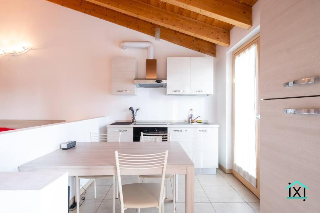 Travedona Loft By Lake Ixihome Kültér fotó